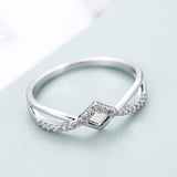 Fashion Simple Wave Rings for Women White Gold Color Wedding Jewelry  Ladies Gifts 2019 New Arrivals Dropshippping